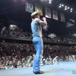 Kenny Chesney at the Mohegan Sun Arena on May 14, 2016.