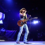 Kenny Chesney at the Mohegan Sun Arena on May 14, 2016.