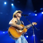 Kenny Chesney at the Mohegan Sun Arena on May 14, 2016.