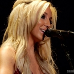 Ashley Monroe opening for Miranda Lambert at Madison Square Garden in NYC on March 28, 2015.
