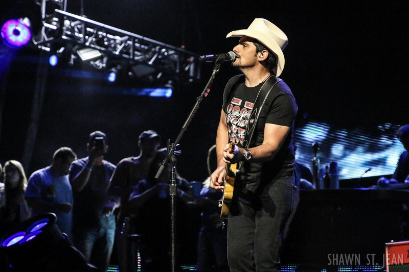 Brad Paisley in Hartford on August 6, 2017 / Photo by Shawn St. Jean
