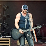Brantley Gilbert performing at MetLife Stadium on August 15, 2015.