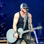 Brantley Gilbert performing at MetLife Stadium on August 15, 2015.