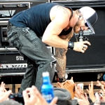 Brantley Gilbert performing at MetLife Stadium on August 15, 2015.