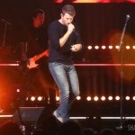 Brett Eldredge opening for Keith Urban at Brooklyn's Barclays Center on November 19, 2016.