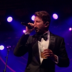 Brett Eldredge at NYC's Irving Plaza on December 1, 2017 / Photo by Karyn Alfini Brett Eldredge at NYC's Irving Plaza on December 1, 2017 / Photo by Karyn Alfini