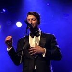 Brett Eldredge at NYC's Irving Plaza on December 1, 2017 / Photo by Karyn Alfini Brett Eldredge at NYC's Irving Plaza on December 1, 2017 / Photo by Karyn Alfini