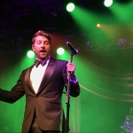 Brett Eldredge at NYC's Irving Plaza on December 1, 2017 / Photo by Karyn Alfini Brett Eldredge at NYC's Irving Plaza on December 1, 2017 / Photo by Karyn Alfini