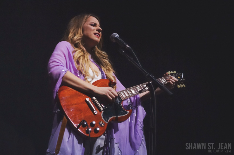 Caitlyn Smith at The Apollo Theater on the Nightfall Tour, Jan 18, 2020 / Photo by Shawn St. Jean