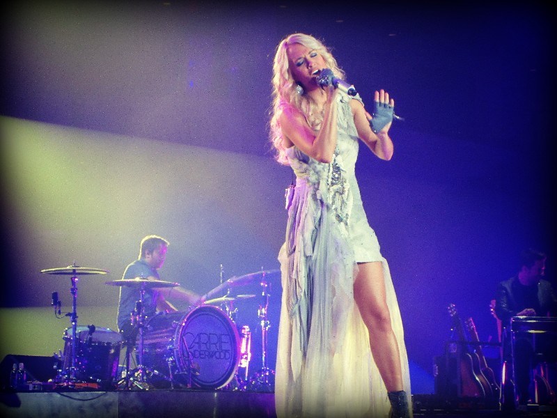 Carrie Underwood with Hunter Hayes at the Webster Bank Arena