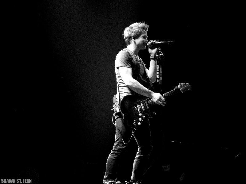 Carrie Underwood with Hunter Hayes at the Webster Bank Arena