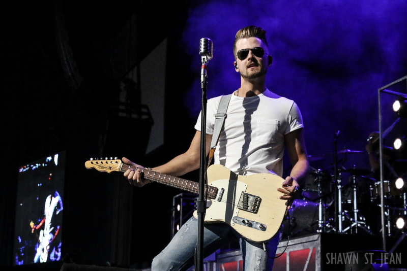 Chase Bryant opening for Brad Paisley in Hartford on August 6, 2017 / Photo by Shawn St. Jean