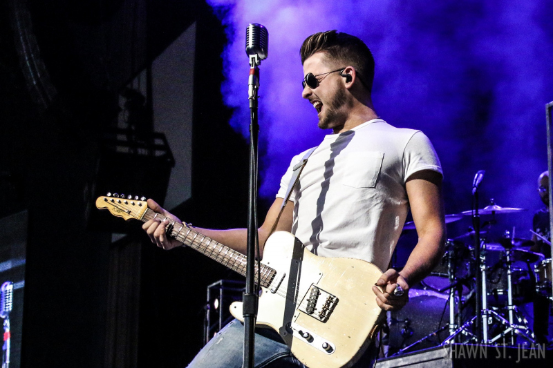 Chase Bryant opening for Brad Paisley in Hartford on August 6, 2017 / Photo by Shawn St. Jean