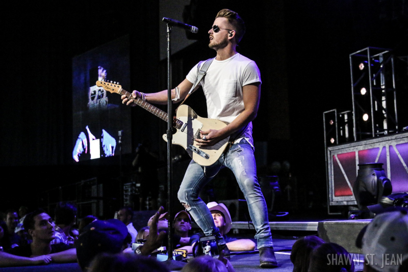 Chase Bryant opening for Brad Paisley in Hartford on August 6, 2017 / Photo by Shawn St. Jean