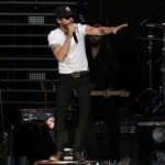 Chris Janson in Hartford on June 24, 2017 on the 15 in a 30 Tour / Photo by Shawn St. Jean Chris Janson in Hartford on June 24, 2017 on the 15 in a 30 Tour / Photo by Shawn St. Jean