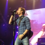 Dierks Bentley in Hartford CT on November 15, 2014.