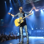 Dierks Bentley in Hartford CT on November 15, 2014.