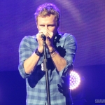 Dierks Bentley in Hartford CT on November 15, 2014.