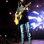 Dierks Bentley in Hartford CT on November 15, 2014.