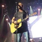 Dierks Bentley in Hartford CT on November 15, 2014.