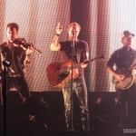 Dierks Bentley in Hartford CT on November 15, 2014.
