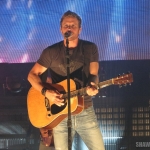 Dierks Bentley in Hartford CT on November 15, 2014.