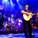 Jerrod Niemann at the Mohegan Sun Wolf Den in Uncasville, CT on May 23, 2015.