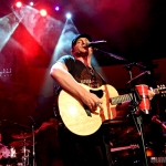 Jerrod Niemann at the Mohegan Sun Wolf Den in Uncasville, CT on May 23, 2015.