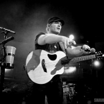 Jerrod Niemann at the Mohegan Sun Wolf Den in Uncasville, CT on May 23, 2015.