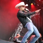 Justin Moore at FarmBorough Festival in New York City on June 27, 2015. Justin Moore at FarmBorough Festival in New York City on June 27, 2015.