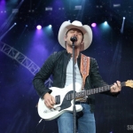 Justin Moore at FarmBorough Festival in New York City on June 27, 2015. Justin Moore at FarmBorough Festival in New York City on June 27, 2015.