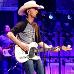 Justin Moore opening for Miranda Lambert at Madison Square Garden in NYC on March 28, 2015.