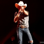 Justin Moore opening for Miranda Lambert at Madison Square Garden in NYC on March 28, 2015.