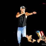 Kenny Chesney performing at MetLife Stadium on August 15, 2015. Kenny Chesney performing at MetLife Stadium on August 15, 2015.