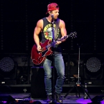 Kip Moore opening for Miranda Lambert at Xfinity Theatre in Hartford CT on August 19, 2016