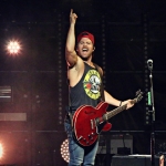 Kip Moore opening for Miranda Lambert at Xfinity Theatre in Hartford CT on August 19, 2016