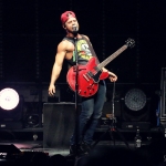 Kip Moore opening for Miranda Lambert at Xfinity Theatre in Hartford CT on August 19, 2016