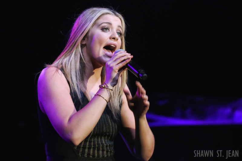 Lauren Alaina opening for Martina McBride in NYC on March 9, 2017.