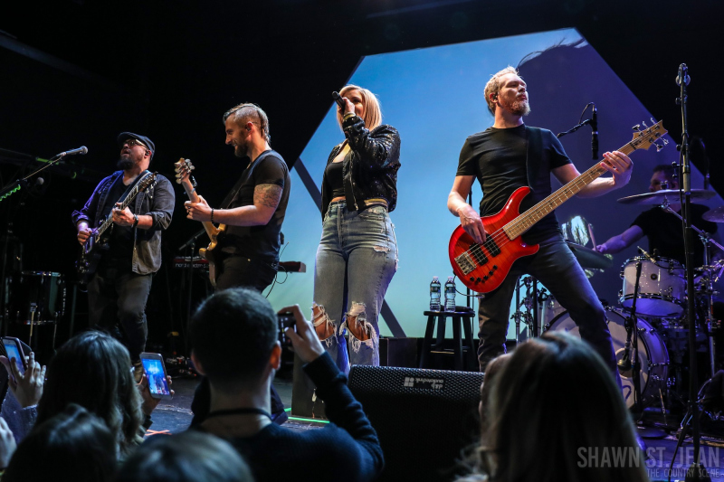 Lauren Alaina at Bowery Ballroom, January 27, 2020 / Photo by Shawn St. Jean