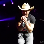 Dustin Lynch at Mohegan Sun on the 2016 Kill The Lights Tour, February 27, 2016.