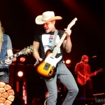 Dustin Lynch at Mohegan Sun on the 2016 Kill The Lights Tour, February 27, 2016.