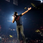 Luke Bryan at Mohegan Sun on the 2016 Kill The Lights Tour, February 27, 2016.