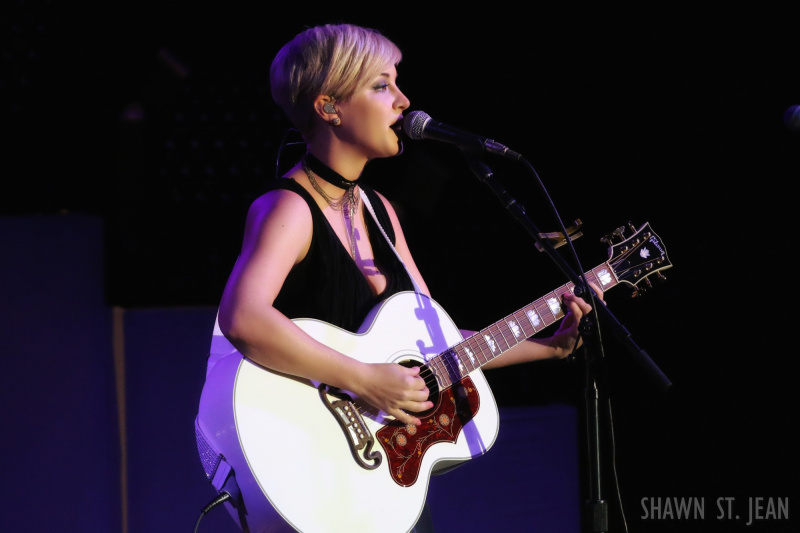 Maggie Rose opening for Martina McBride in NYC on March 9, 2017.