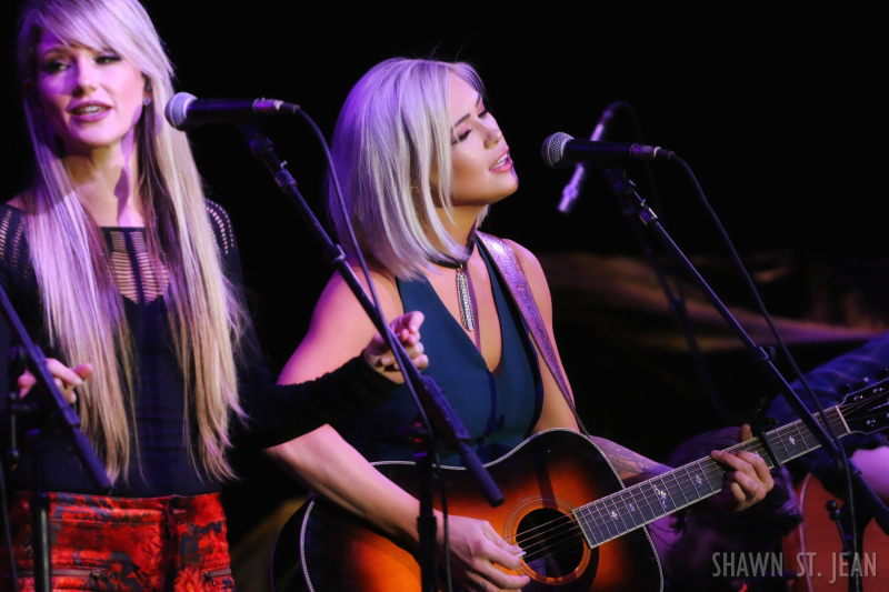 Post Monroe opening for Martina McBride in NYC on March 9, 2017.