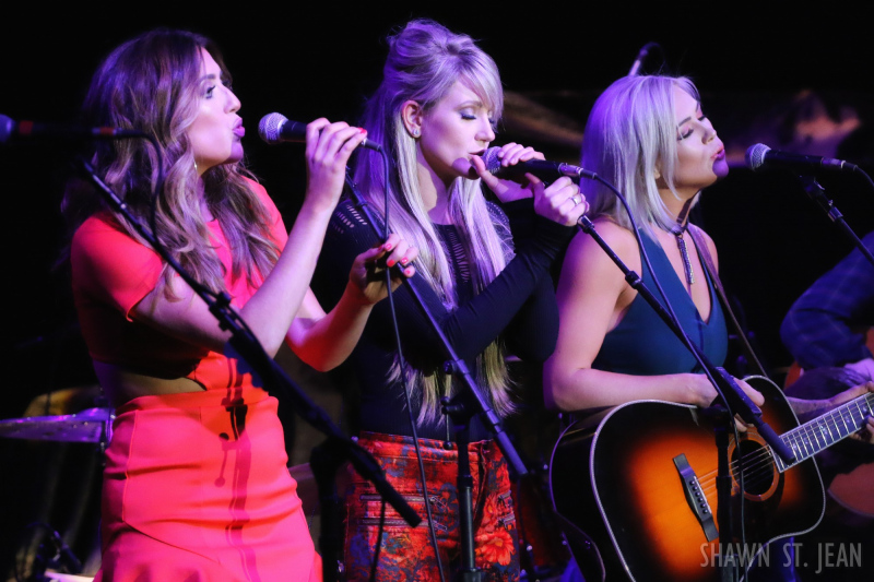 Post Monroe opening for Martina McBride in NYC on March 9, 2017.