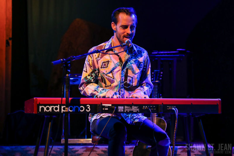 Robert Ellis opening for Jamestown Revival on The Young Man Tour in Fairfield CT on March 15, 2022. Photo by Shawn St. Jean.