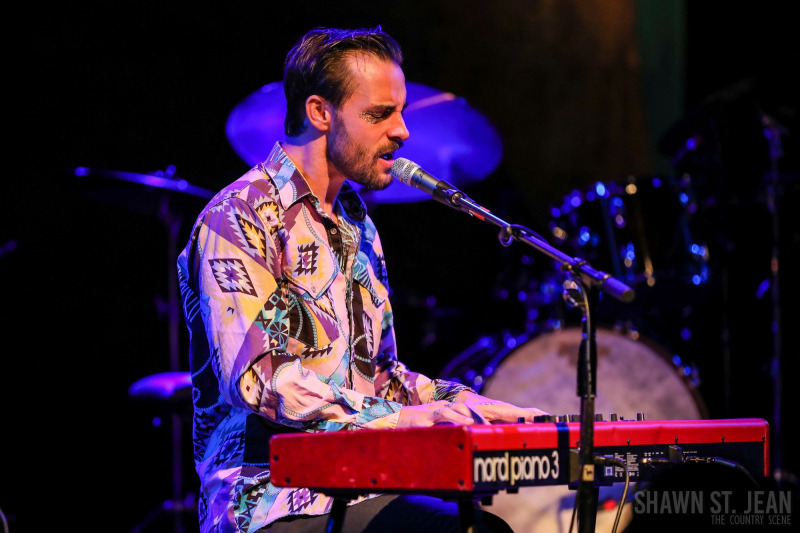 Robert Ellis opening for Jamestown Revival on The Young Man Tour in Fairfield CT on March 15, 2022. Photo by Shawn St. Jean.