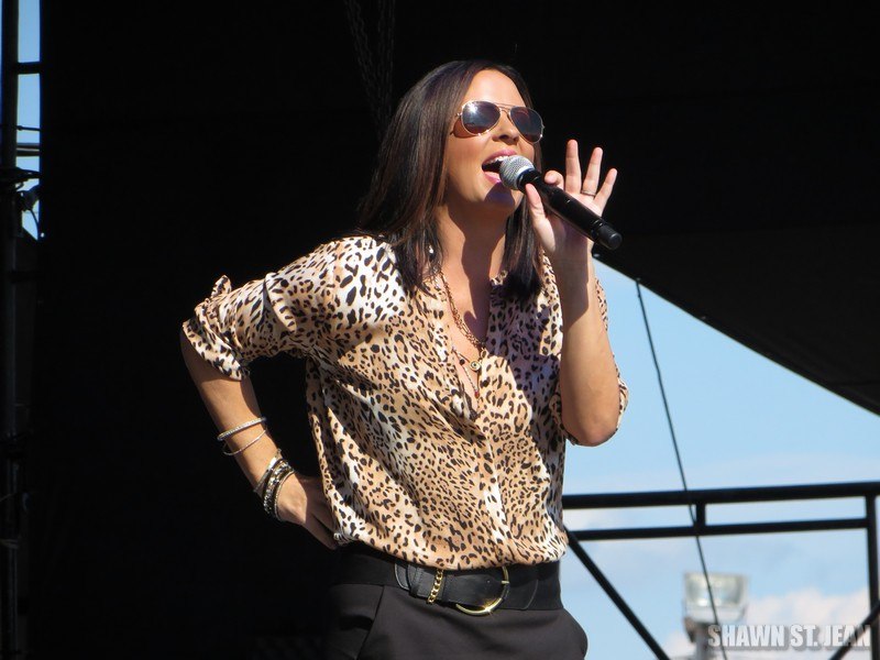 Sara Evans at the Woodstock Fair in Woodstock CT on September 1, 2014.