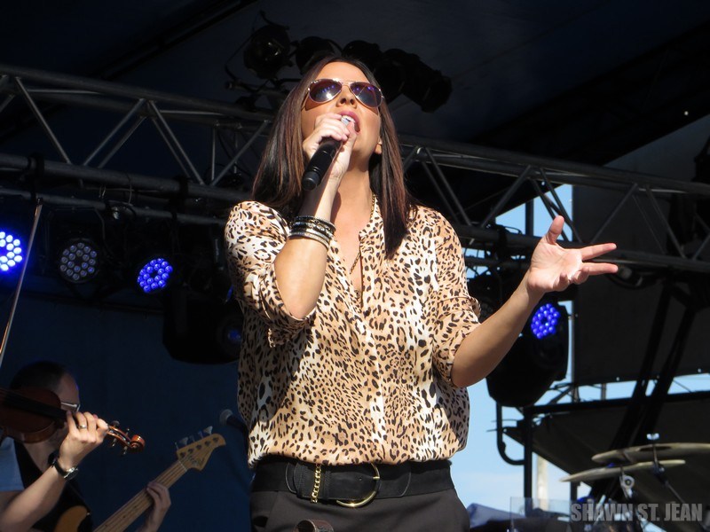 Sara Evans at the Woodstock Fair in Woodstock CT on September 1, 2014.