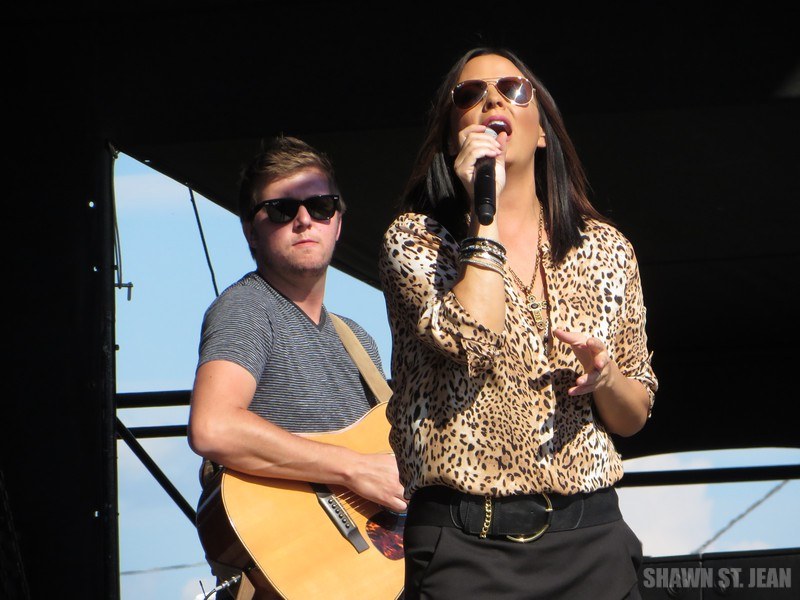 Sara Evans at the Woodstock Fair in Woodstock CT on September 1, 2014.